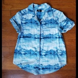 Urban Outfitters BDG Cotton Buttondown Top